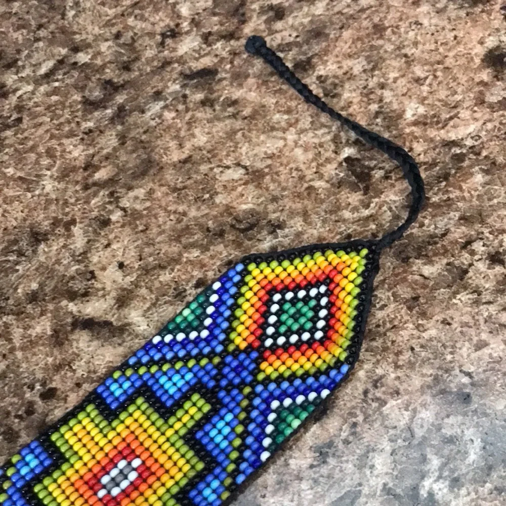 MULTI COLOR Unisex Beautiful handmade bracelet from Colombia